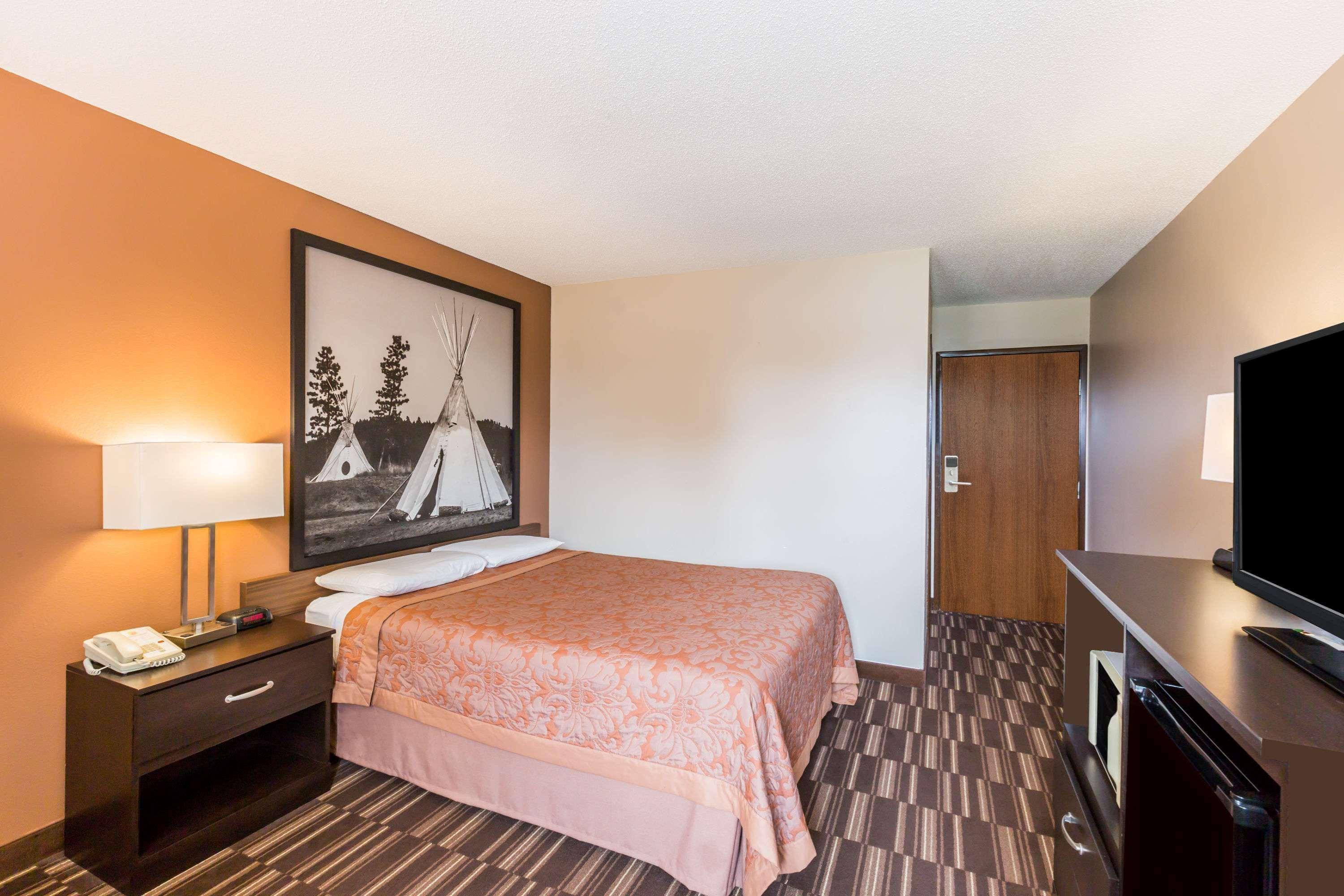 Hotel Super 8 By Wyndham Madison Exteriér fotografie